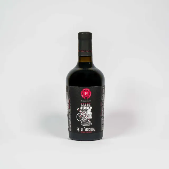 Fabrizi Family Re di Visciola vino dolce visciole