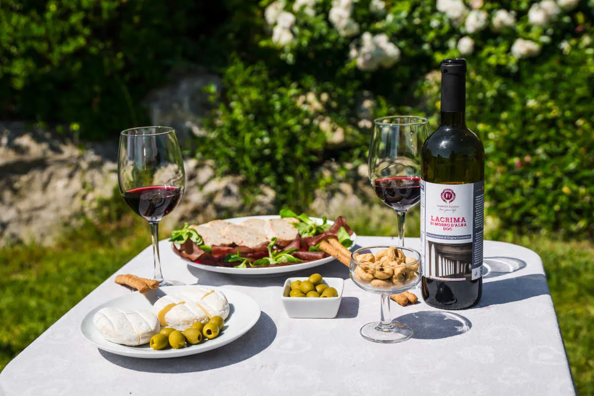 Cantina di Paglia Lacrima di Morro d'Alba DOC rosso